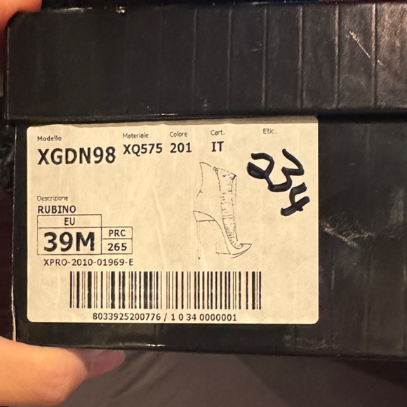 Giorgio Armani Glossy Plum Heeled Boots - Picture 4 of 5